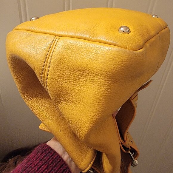 TIGNANELLO BUTTER YELLOW PEBBLED LEATHER HANDBAG PURSE TOTE - Picture 12 of 15